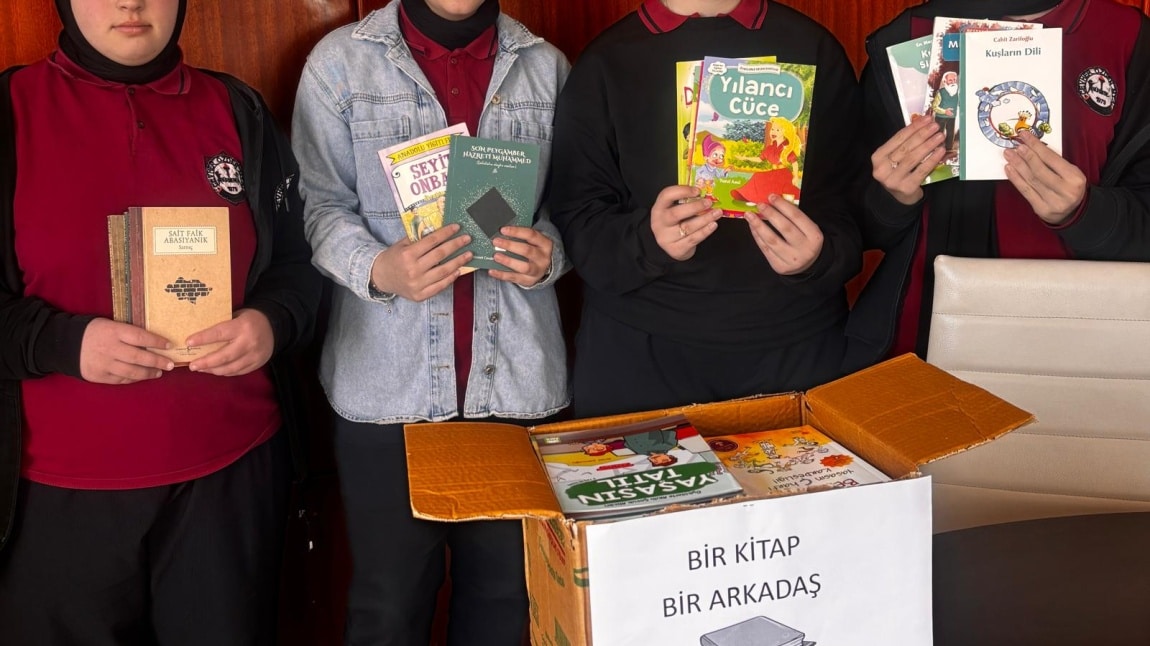 Bir Kitap Bir Arkadaş Kampanyası